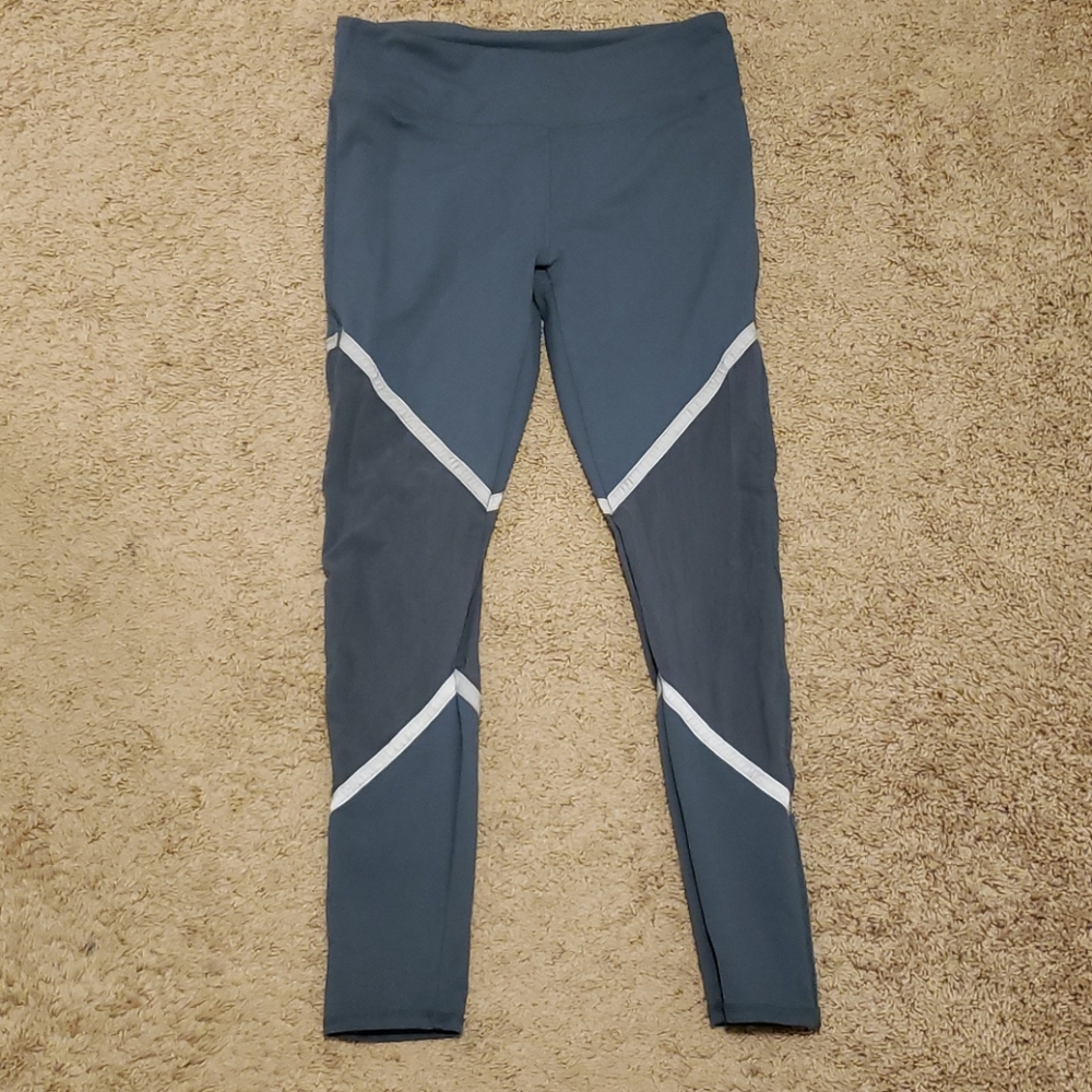 Mid rise power hold leggings